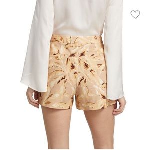L’agence Vittoria Leaf Shorts